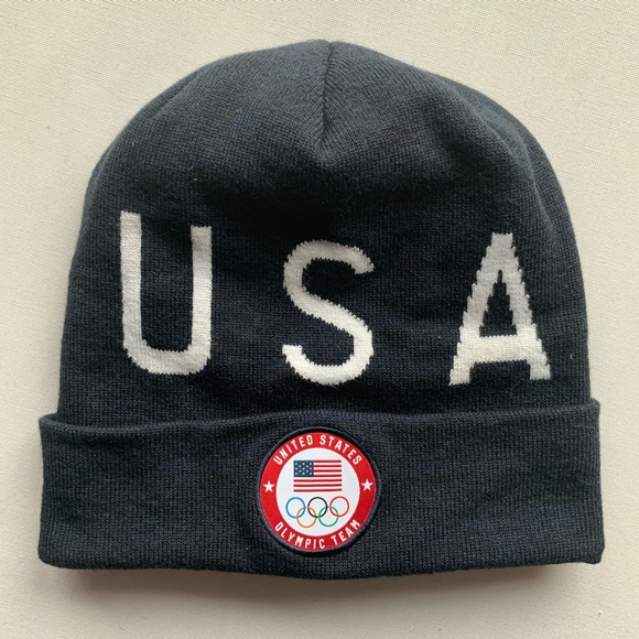 nike team beanie